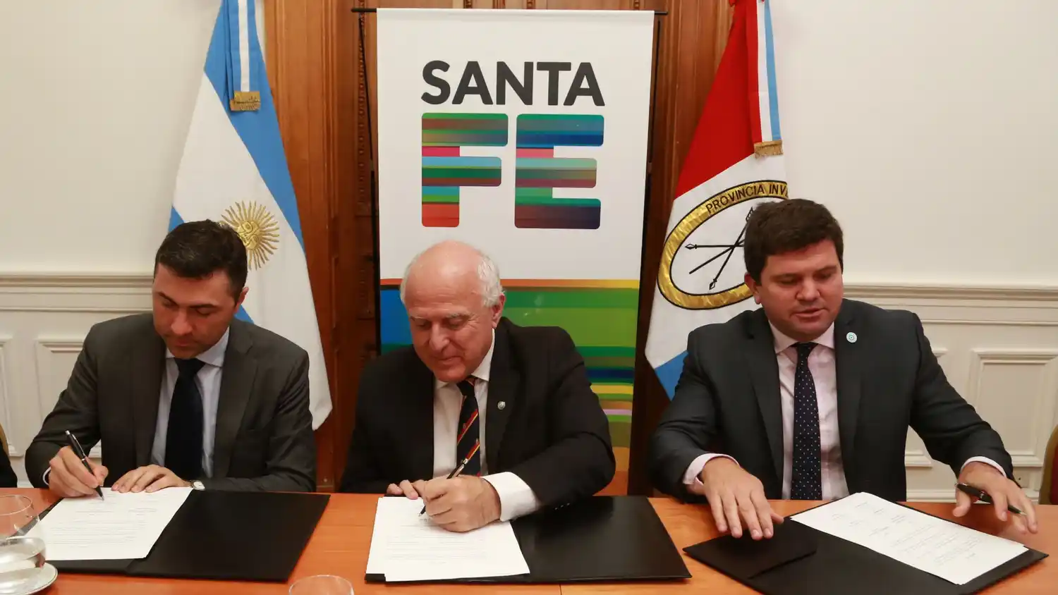 Santa Fe suscribió un convenio con la Agencia Nacional de Inversiones