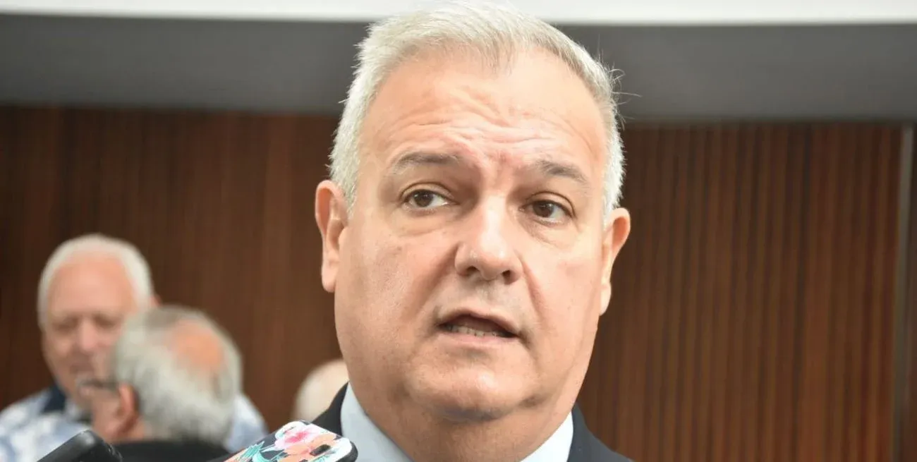 Pablo Farías, el presidente de la Cámara de Diputados de la Provincia de Santa Fe habló con los periodistas. Créditos: Flavio Raina