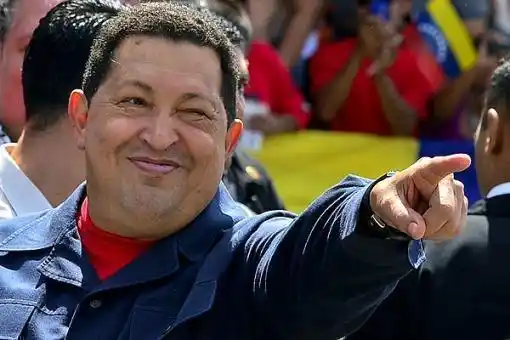Nicolás Maduro: "Chávez está consciente y dando batalla"