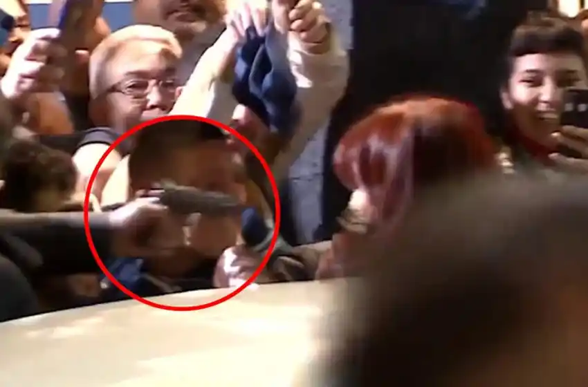 Resetearon el celular del agresor de Cristina Kirchner: quedó bloqueado e impide sacar información