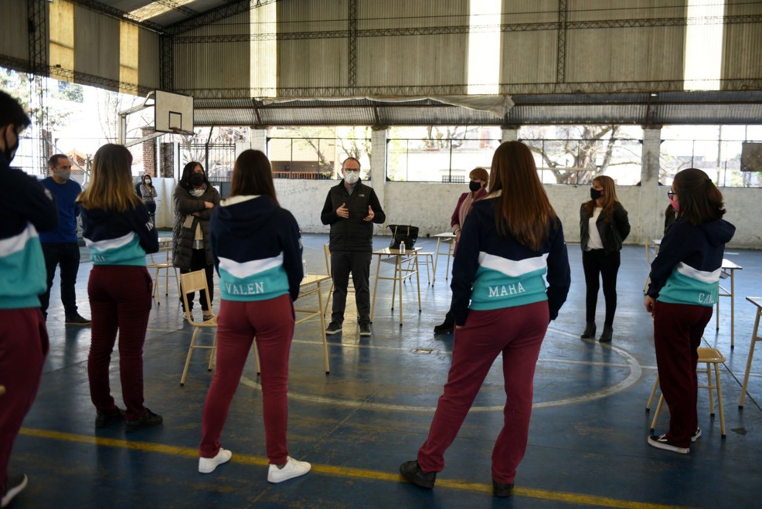 Tres de Febrero: Intendente propone el retorno a clases presenciales para estudiantes del último año de secundaria