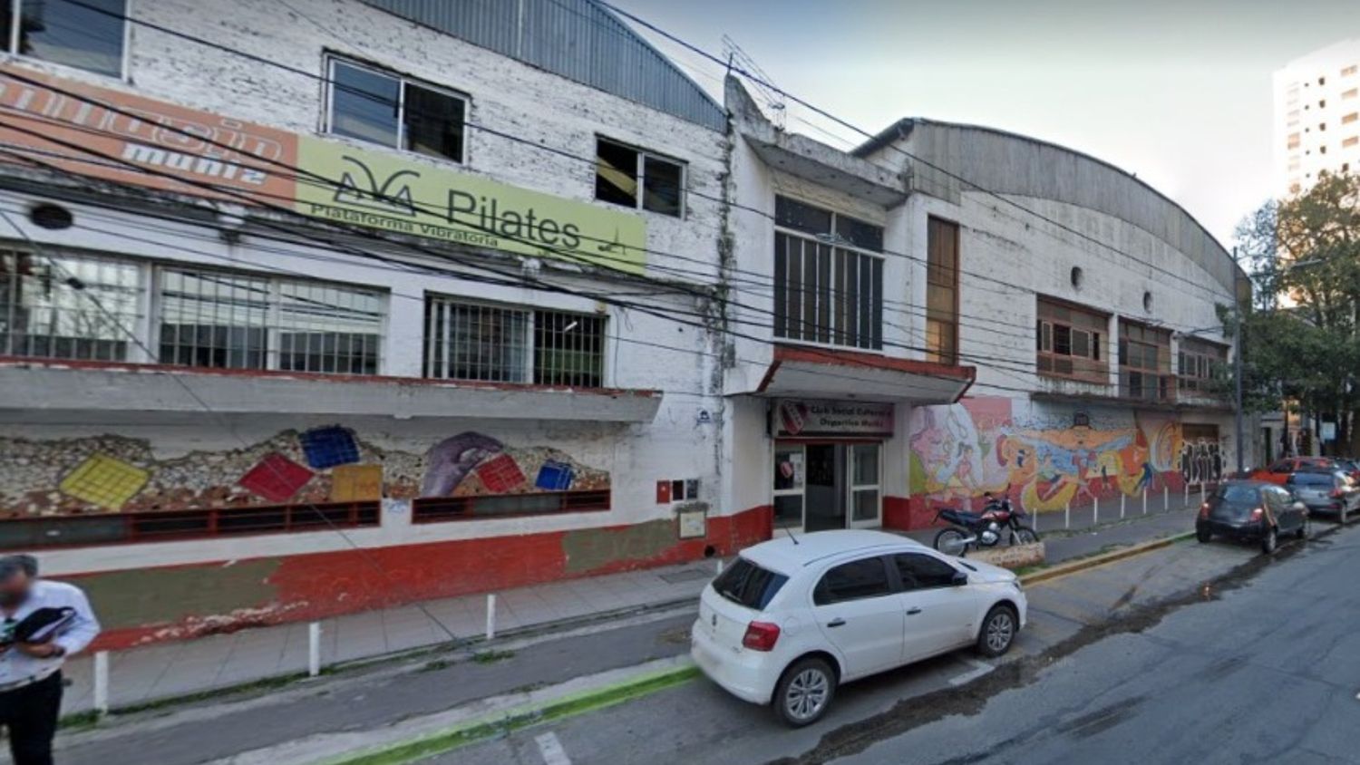 El club está ubicado en la localidad de Muñiz.