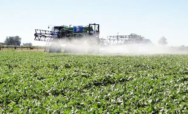 Presentan programa de buenas prácticas agrícolas