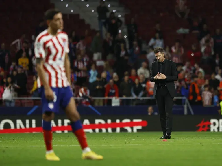 Atlético de Madrid, dirigido por Simeone, y Barcelona no accedieron a los octavos de final