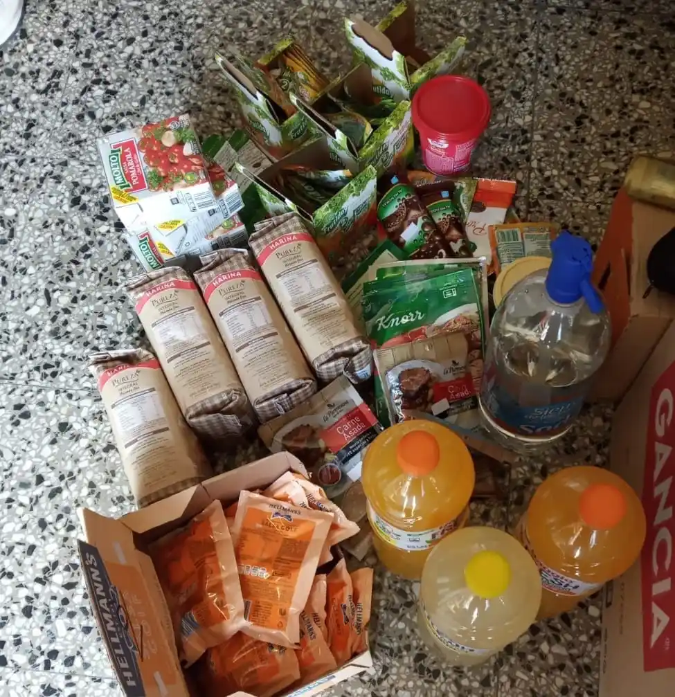 Decomisaron alimentos vencidos en un comercio local