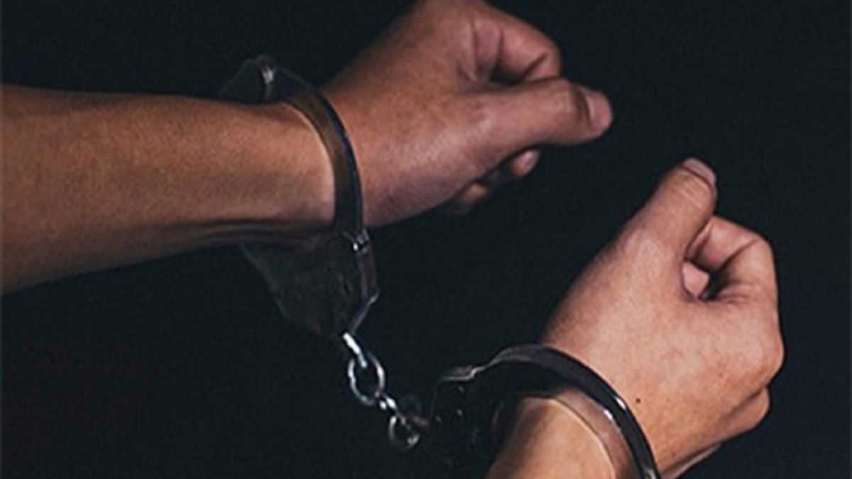SE APROVECHABA de la ausencia de la madre para abusar de su hijastra: lo condenaron a 29 años de cárcel