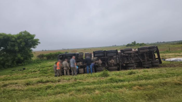 vuelco camion ruta nacional 34 rafaela lehmann - 2