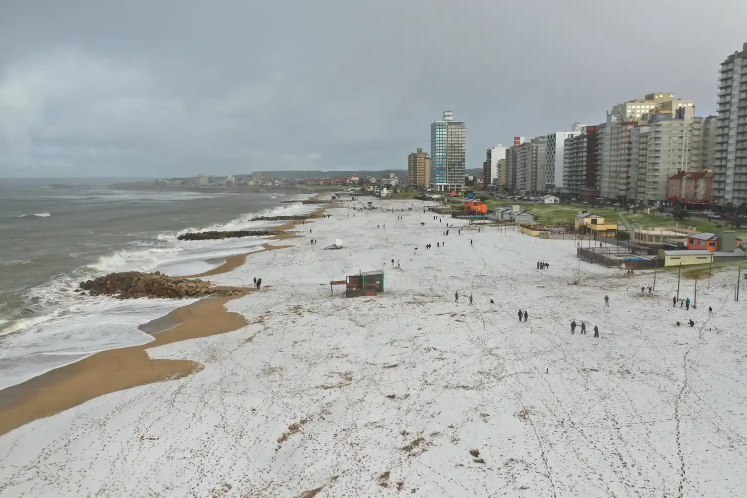 Nieve en Miramar | Foto: @dronmardelplata