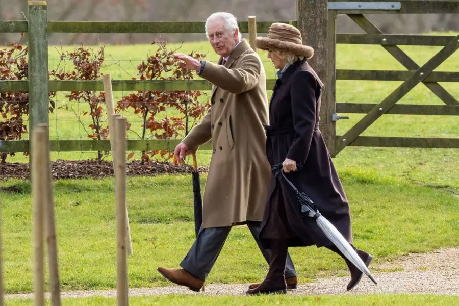 El primer ministro británico afirmó que el cáncer del Rey Carlos III fue detectado a tiempo