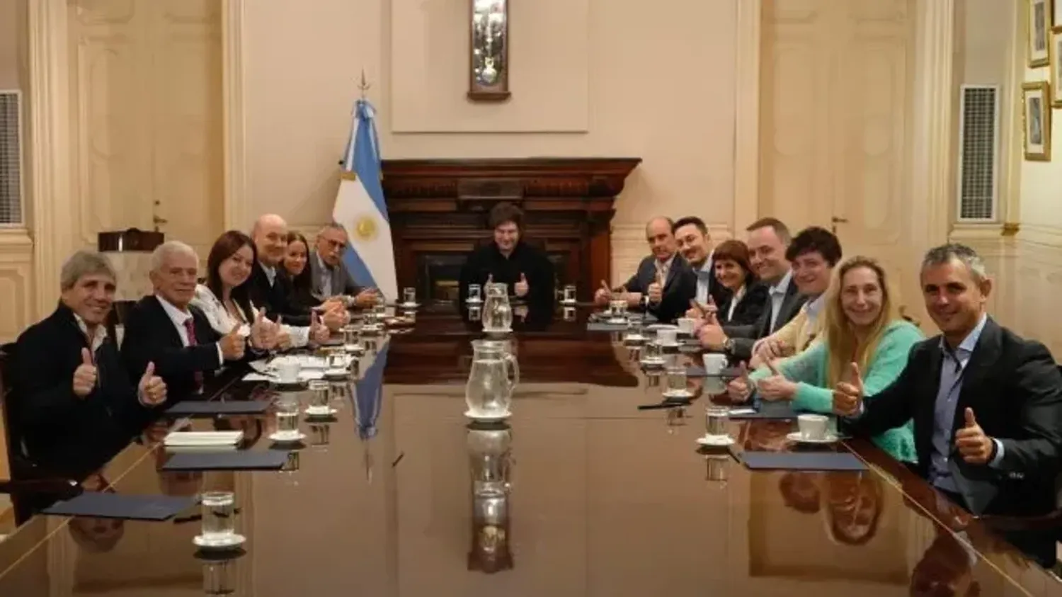 El presidente Javier Milei encabeza esta mañana una nueva reunión de Gabinete.