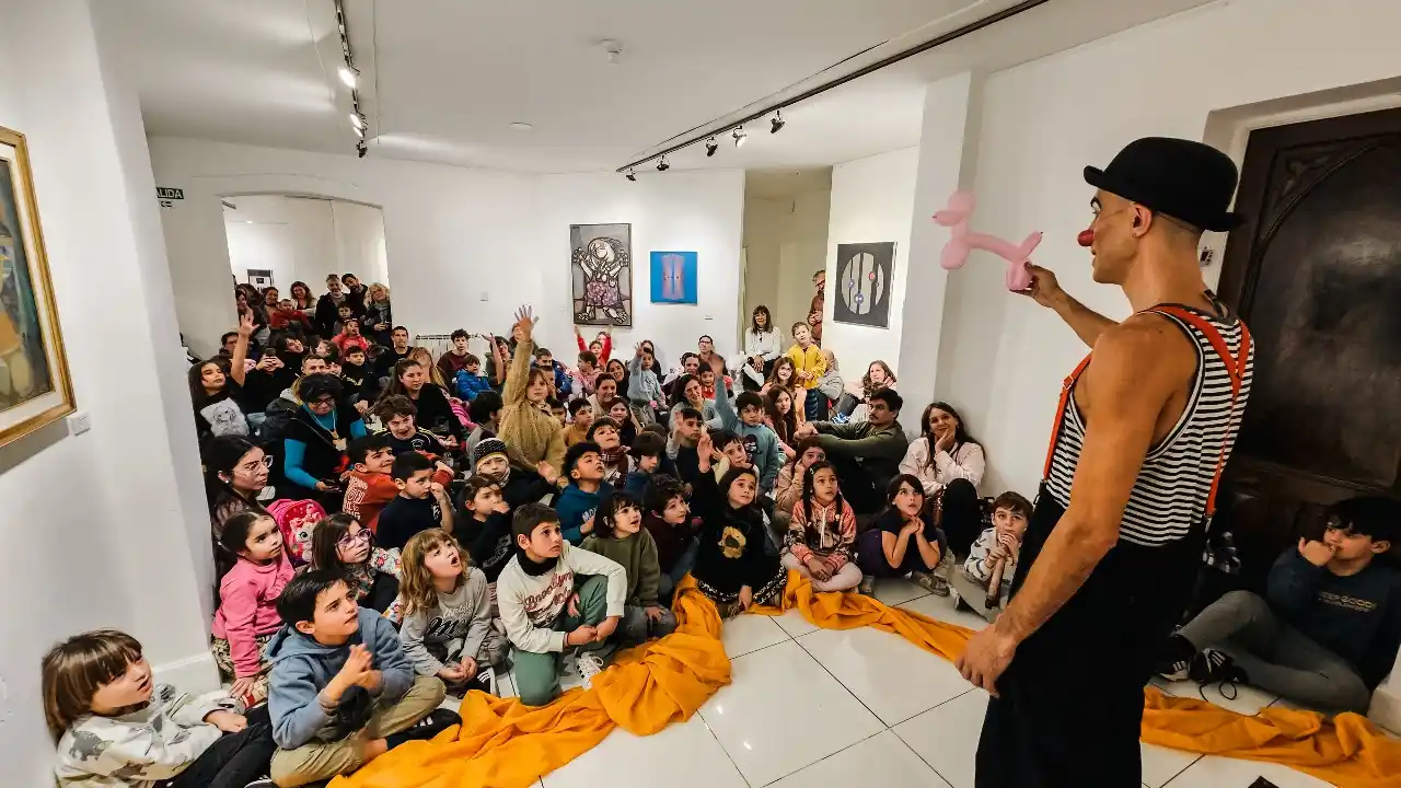 La agenda combina propuestas tradicionales con nuevas experiencias pensadas para que los más chicos disfruten del receso escolar.