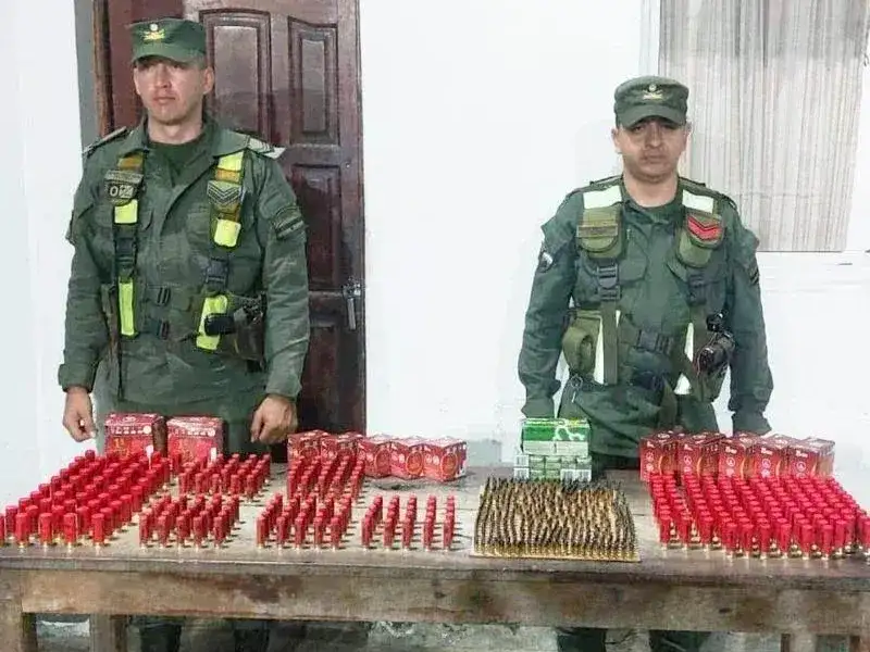 Secuestran 1200 cartuchos y 500 
municiones de diferentes calibres