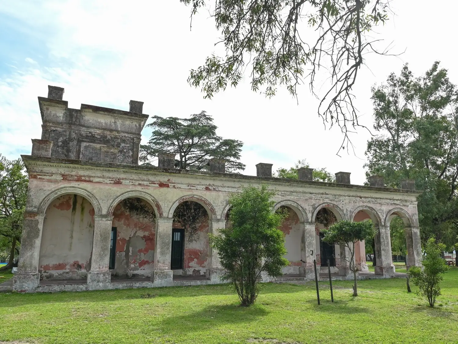 Pondrán en valor la quinta de Justo José de Urquiza que está dentro del Regimiento
