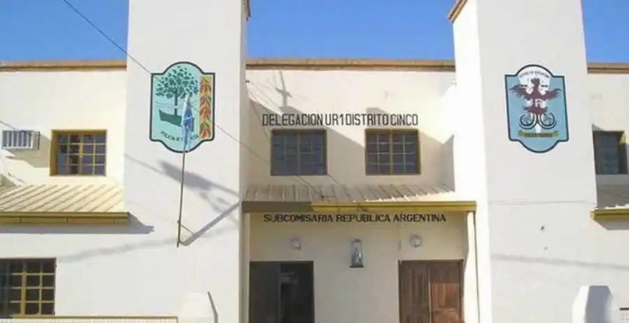 Tres hombres heridos 
con arma blanca