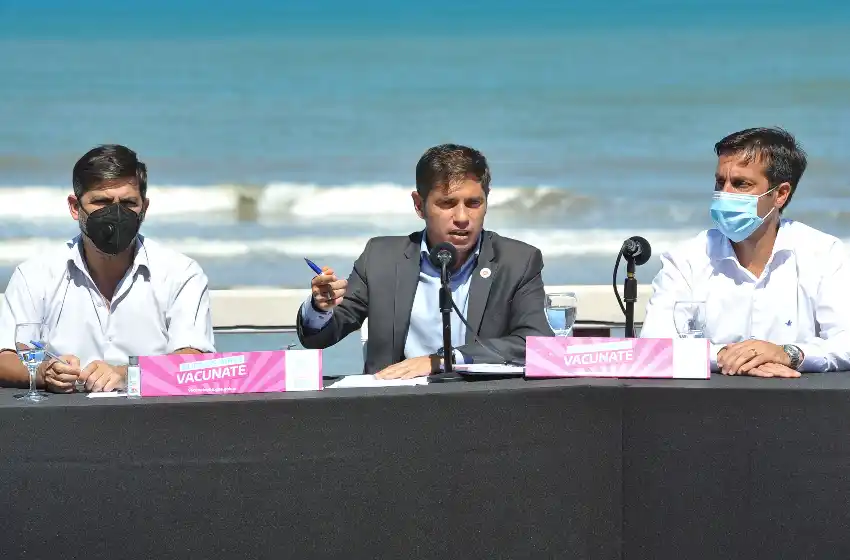 Kicillof: “Todos los bonaerenses que quieren vacunarse le ganaron a la campaña antivacunas”