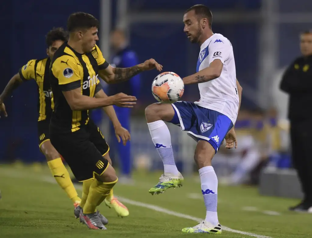 Vélez no pudo hacer la diferencia ante Peñarol