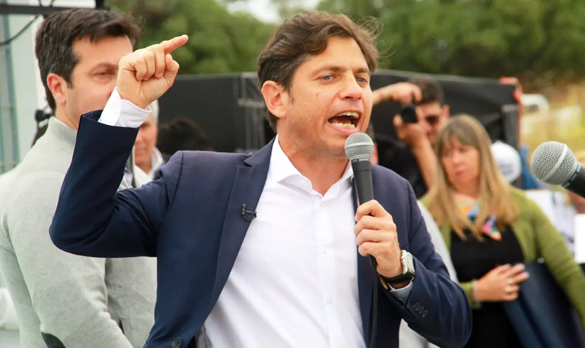 La última visita. De Axel Kicillof fue el 25 de octubre de 2022, donde brindó un encendido discurso en la inauguración del Jardín 908