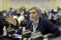 Máximo Kirchner renunció a la presidencia del bloque, en discrepancia con el acuerdo