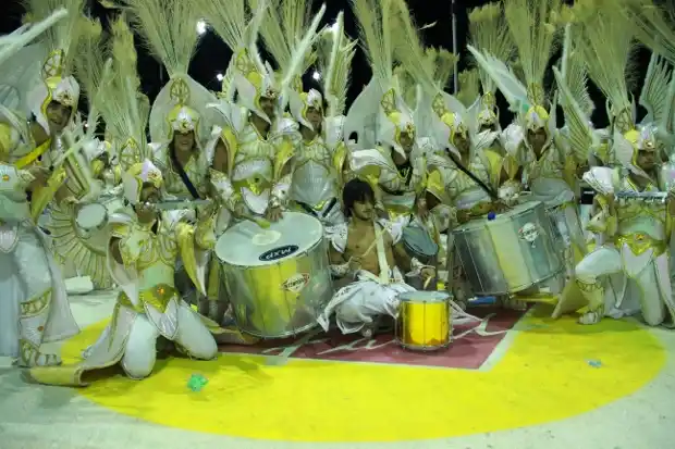 Encuentro de batucadas en el Corsódromo