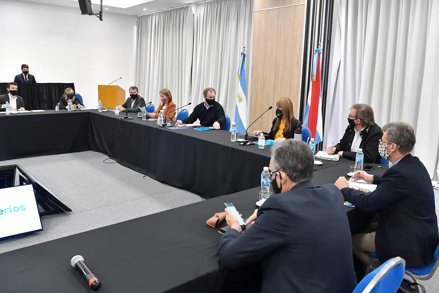 Paraná y Gualeguaychú están en riesgo sanitario y el gobierno espera la publicación del DNU nacional