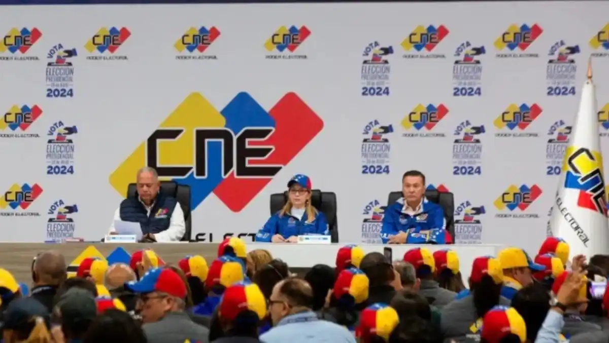 «NO TIENEN VERGÜENZA»: oposición venezolana reacciona frente a convocatoria de elecciones de la AN y gobernadores