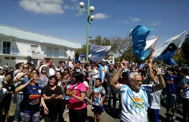 Ante Belgrano, Juventud va por un lugar en las semis de la Copa 
