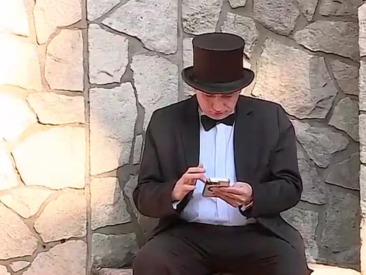 El “Mago sin Dientes” fue a Olivos y volvió a pedir una reunión con Milei