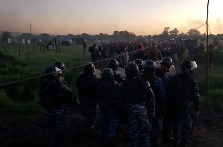 Tras el desalojo, el abogado de Dolores Ethcvere dijo que la jueza “cedió ante presiones”