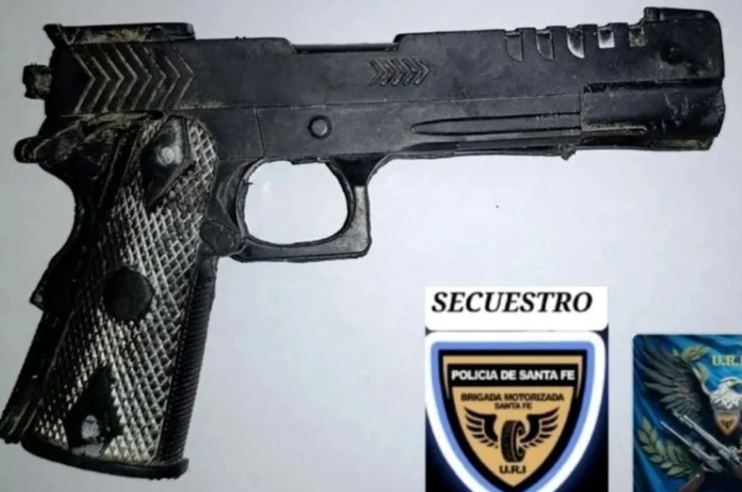 El arma de juguete