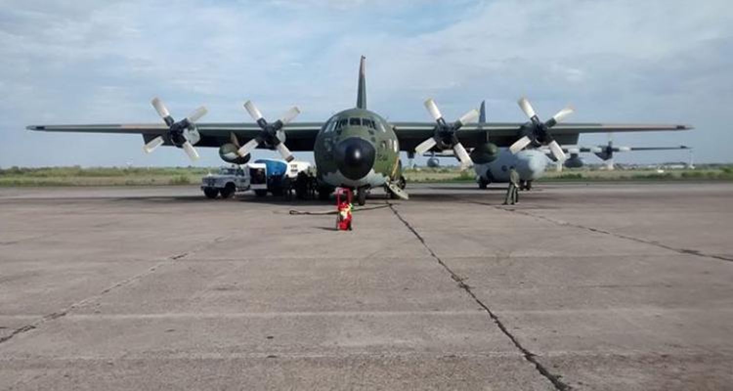 Avión Hércules sobrevuela la zona de búsqueda para dar con el Tunante II
