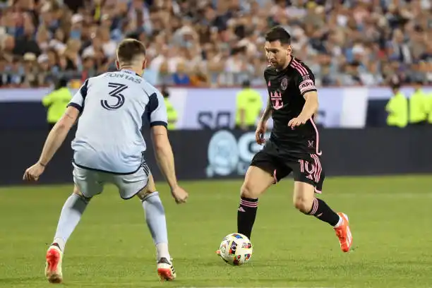 Messi volvió con gol y asistencia