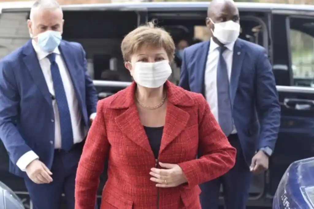 Giorgieva dijo que  analizarán la propuesta de modificar los sobrecargos a las tasas