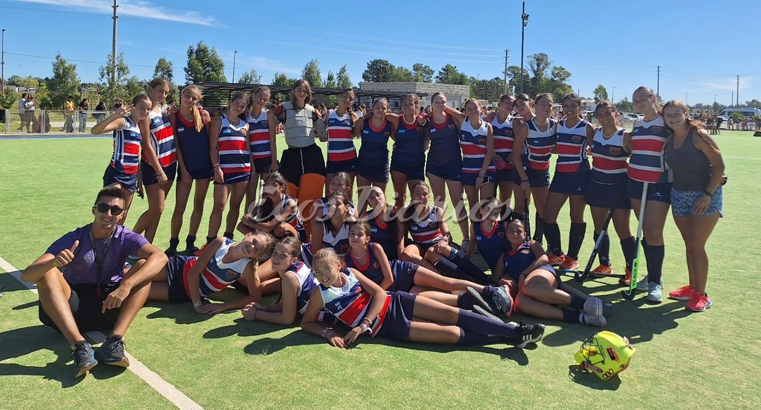 El elenco del hockey del Club Náutico Necochea