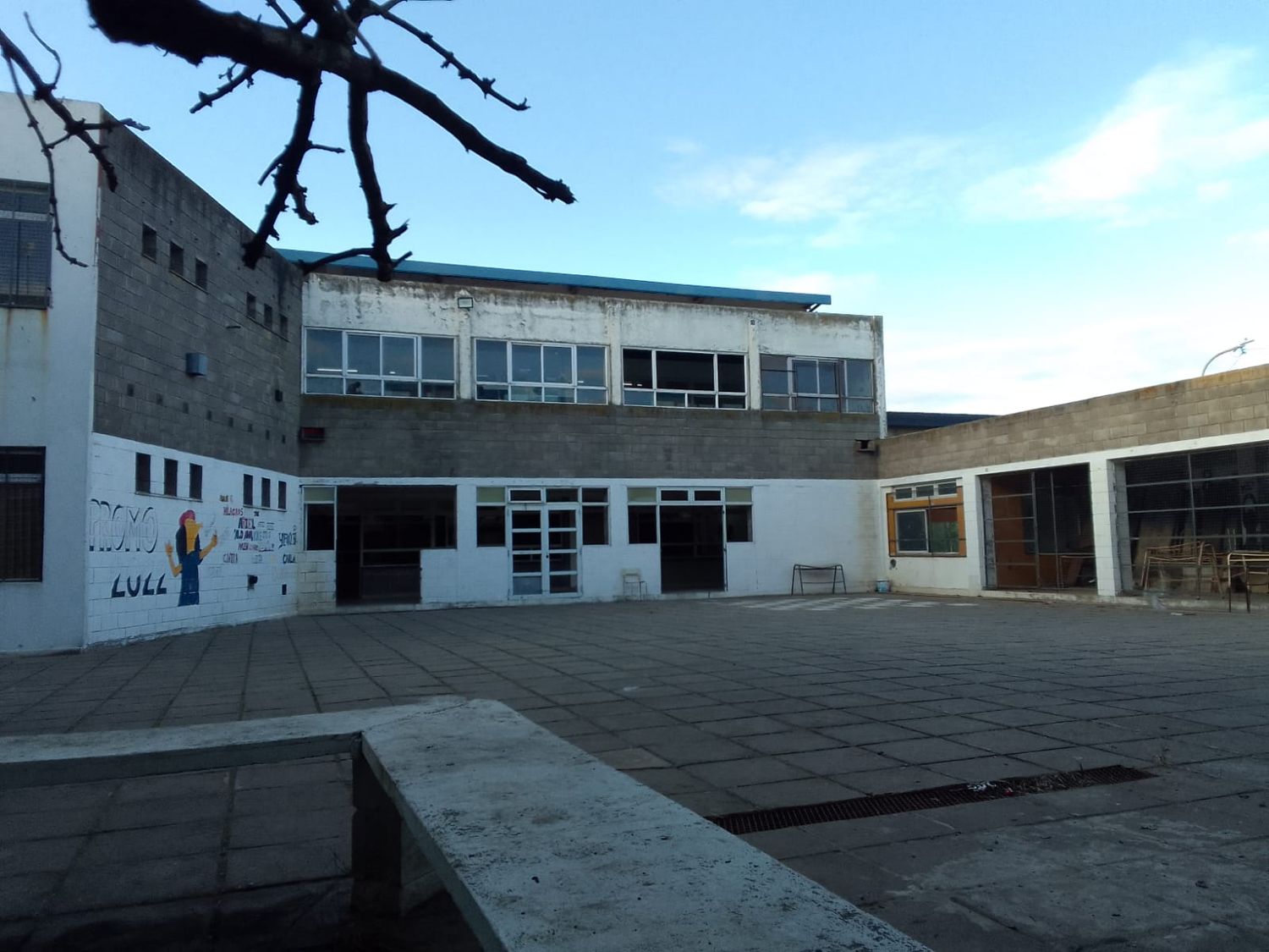 La escuela padece múltiples falencias que preocupan ante las bajas temperaturas.