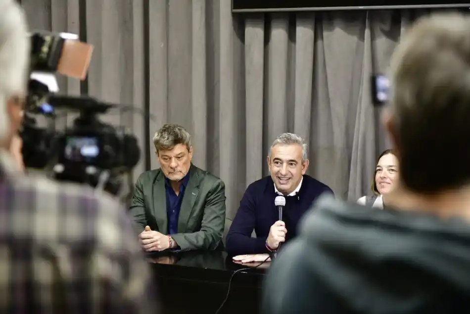 Empezó la Noche de los Intendentes en Rosario, con más de 300 funcionarios de todo el país