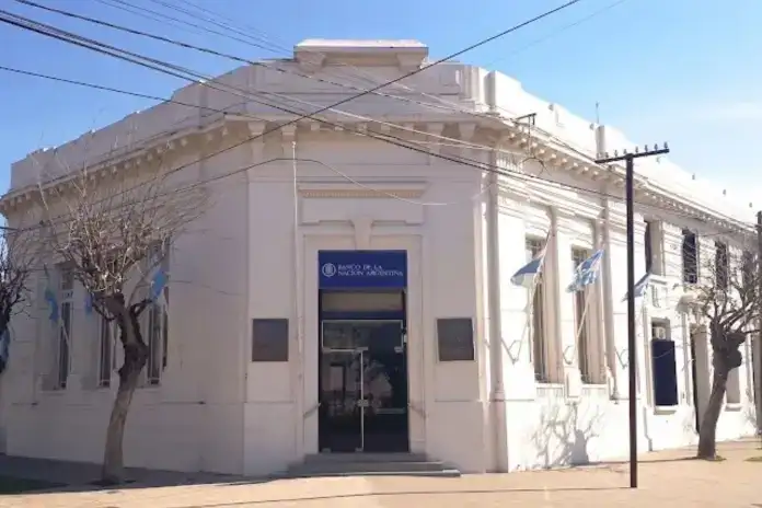 Vecinos de Urdinarrain denunciaron 52 operaciones bancarias no autorizadas en el Banco Nación