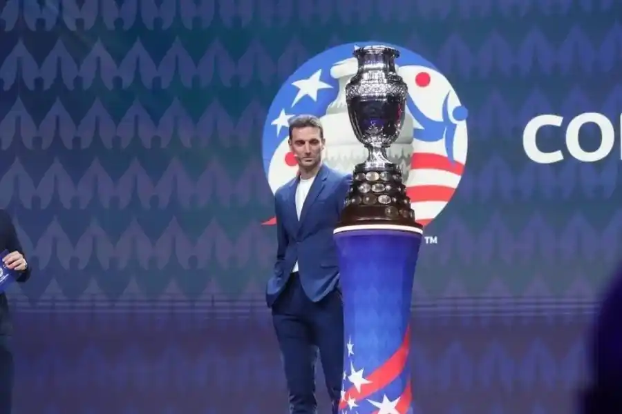 No hay definiciones para Scaloni: "Todavía sigo pensando que voy a hacer"