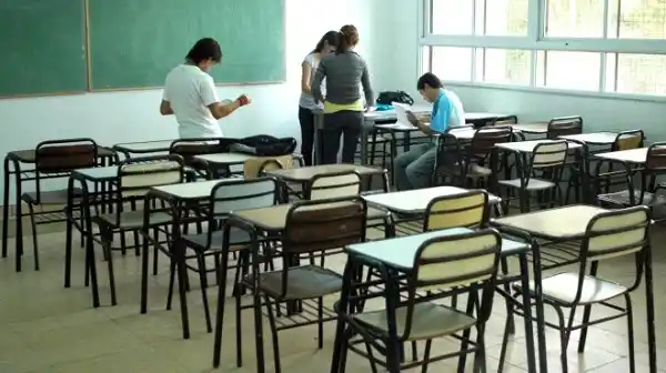 Las escuelas no pueden excluir a sus repitentes