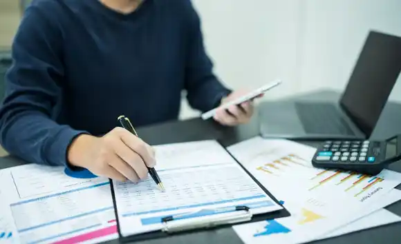 Impuesto PAIS: extienden vencimientos para llevar alivio fiscal a las empresas