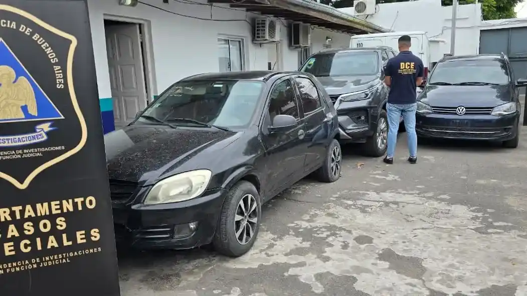 Los policías simularon ser compradores para dar con los malvivientes.