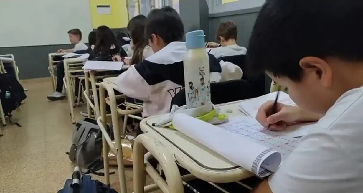 La prueba permitirá conocer el grado de dominio que las y los estudiantes de 6to grado de nivel primario tienen sobre contenidos y capacidades cognitivas de Lengua y Matemática en sus trayectorias escolares.