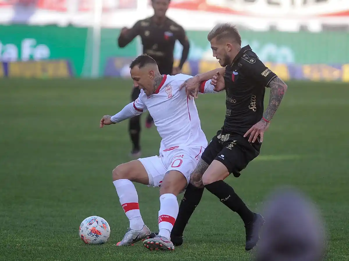 Huracán y Colón igualaron en Parque Patricios