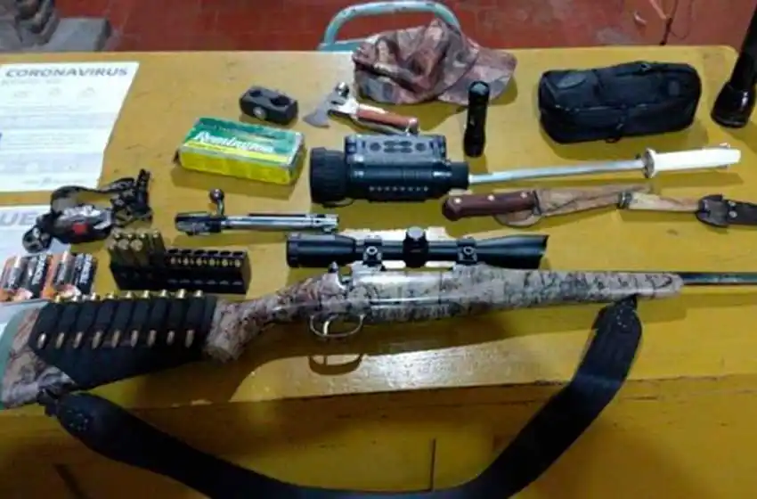 Lo frenó la Patrulla Rural y le encontraron un fusil 308