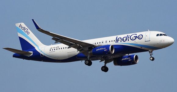 Cierre del espacio aéreo paquistaní eleva los costos para aerolíneas indias