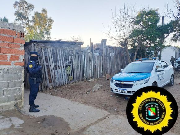 Siete personas detenidas y secuestro de armas, cocaína y marihuana