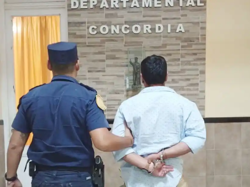 Detenido por lesiones y amenazas calificadas contra su pareja