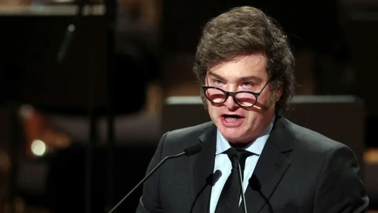 El presidente Javier Milei denunció a tres periodistas por injurias