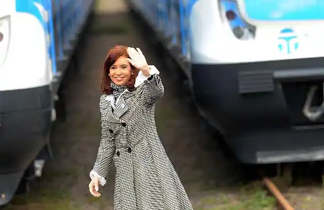 Cristina y Randazzo presentaron los nuevos trenes de la línea Sarmiento