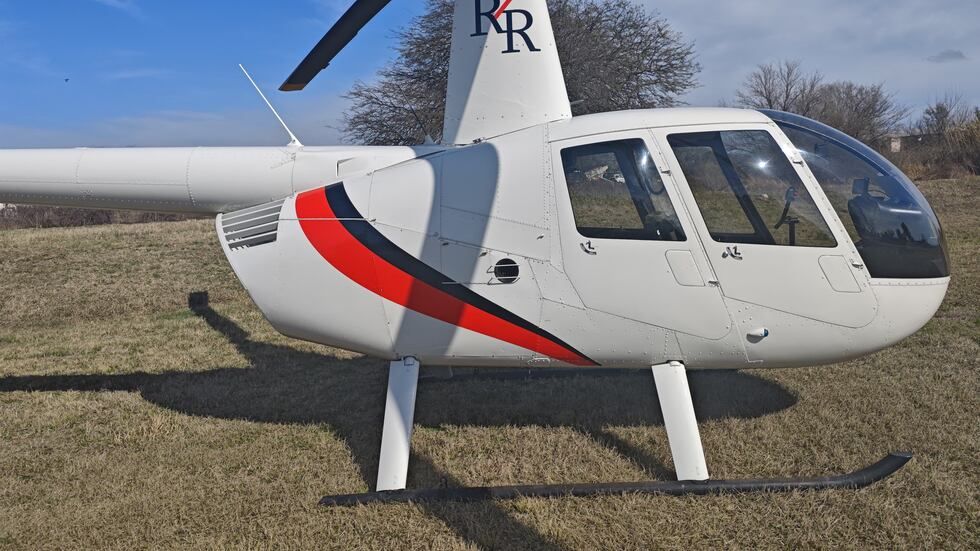 La aeronave secuestrada es un helicóptero Robinson R44.