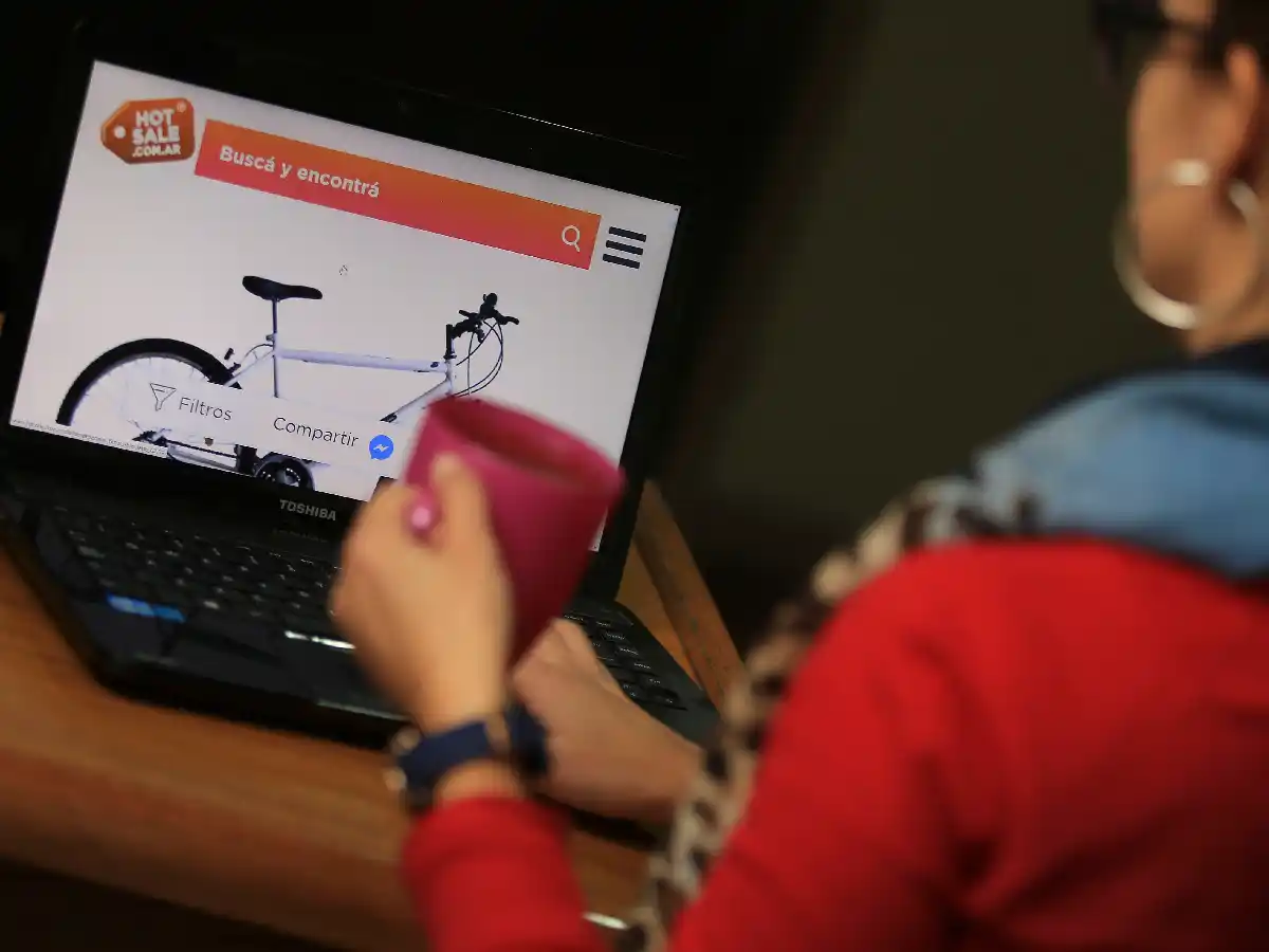 Arranca una nueva edición del "Hot Sale": compras "on line" con descuentos en todo el país